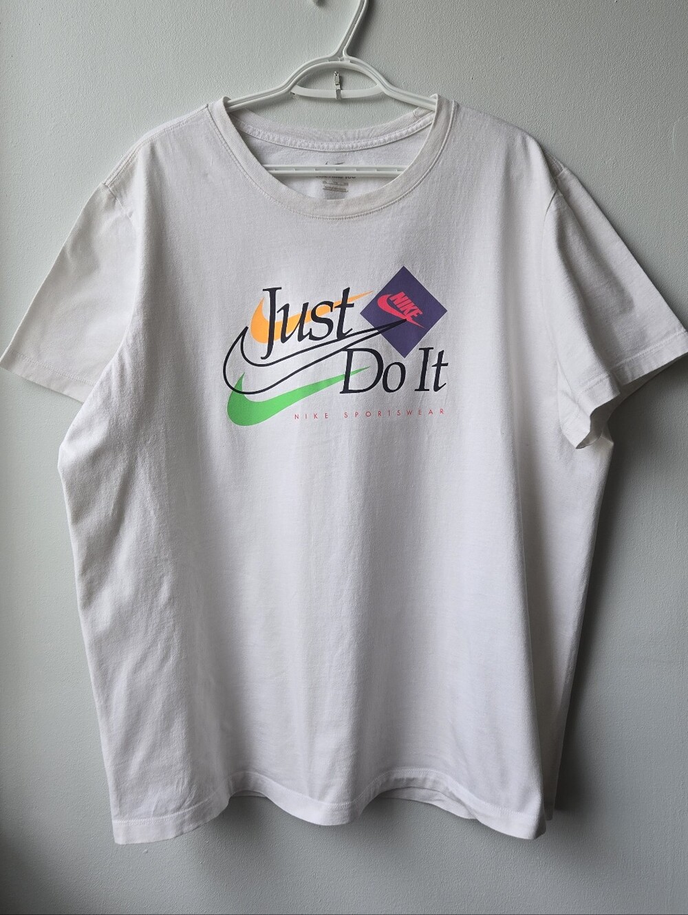The Nike Tee Mens 2X "Just Do It' Logo Tshirt Retro Colours Print Cotton 80s 90s